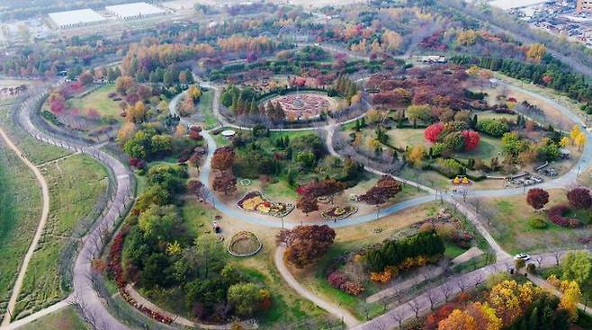 인천 서구 수도권매립지 내 야생화단지 전경 ⓒ 인천 서구 제공