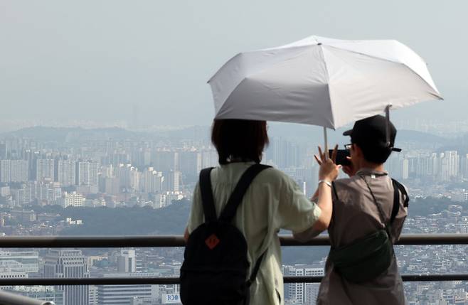 지난 12일 남산에서 바라본 강북 지역 아파트 단지 모습. 연합뉴스