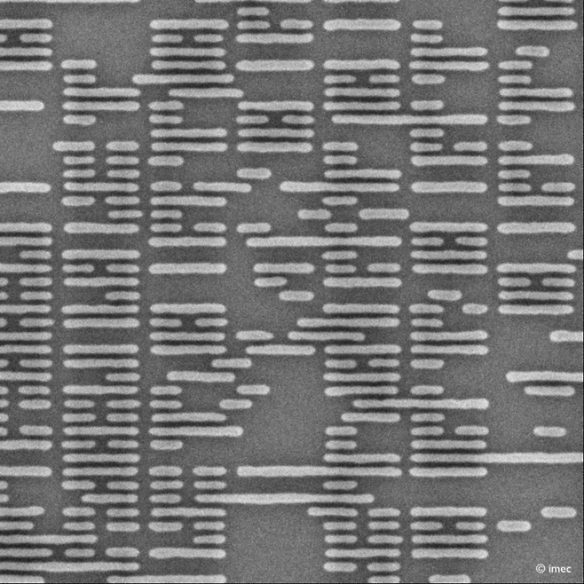 ASML-아이멕 하이 NA EUV 노광연구소가 구현한 19나노미터 피치의 로직 반도체 회로 구조