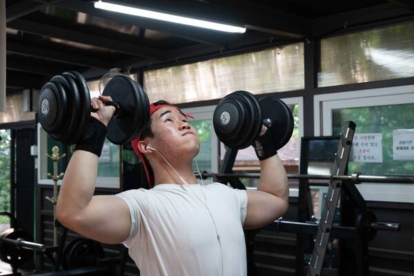 용왕산 인근에 거주하는 이정용씨는 자주 이곳을 이용한다고 한다.
