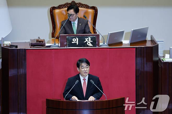 배준영 국민의힘 원내수석부대표가 25일 오후 서울 여의도 국회에서 열린 제416회국회(임시회) 제1차 본회의에서 의사진행 발언을 하고 있다. 2024.7.25/뉴스1 ⓒ News1 안은나 기자