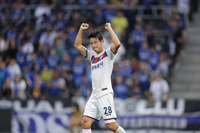 인천축구전용경기장/ K리그1/ 인천유나이티드 vs 수원FC/ 수원 손준호/ 사진 정재훈