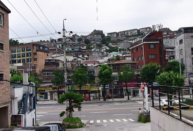 서울 노후 빌라촌인 종로구 신영동 214번지 전경. [사진출처=국토교통부]