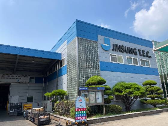 디지털 공장 전환 프로젝트가 진행 중인 진성티이씨 전경/사진제공=유디엠텍