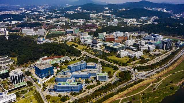 독보적 우수기술로 창업이 증가하고 기업상장까지 이어지고 있는 대덕연구개발특구. 사진제공=대전시