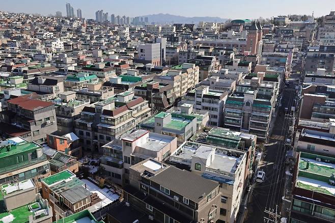 지난해 대규모 전세 사기 피해가 발생한 화곡동 일대 빌라.  사진=연합뉴스