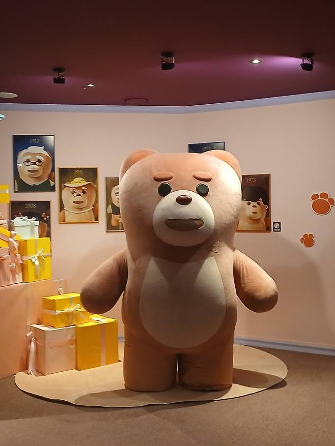 롯데월드 어드벤처 '벨리곰 미스터리 맨션'에서 미션을 통과하면 만날 수 있는 대형 벨리곰. 실제로 움직인다. 김희량 기자