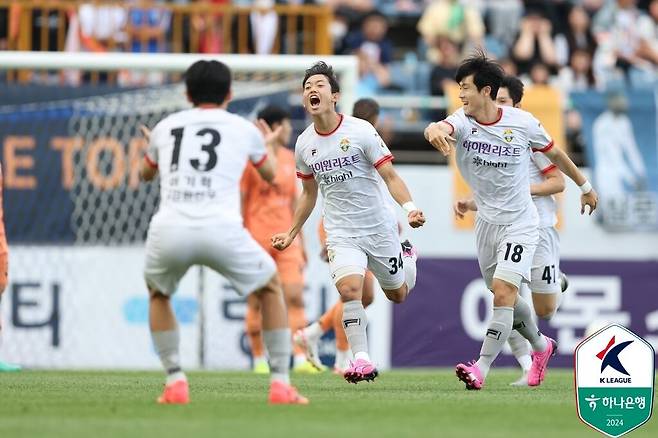 강원이 제주를 꺾고 4연승을 달렸다. /한국프로축구연맹