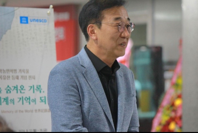 ▲김윤덕 민주당 사무총장도 이날 "빛나는 청춘의 한 장면으로 앞으로도 승승장구하길 바란다"고 거듭 축하의 뜻을 전했다. ⓒ김윤덕 의원실