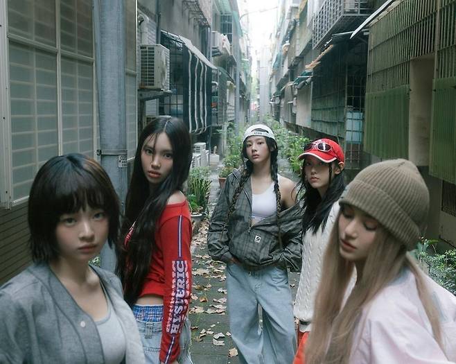 뉴진스. 어도어