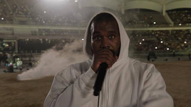 23일 경기 고양종합운동장에서 카녜이 웨스트가 공연하고 있다. 넥스티스 제공