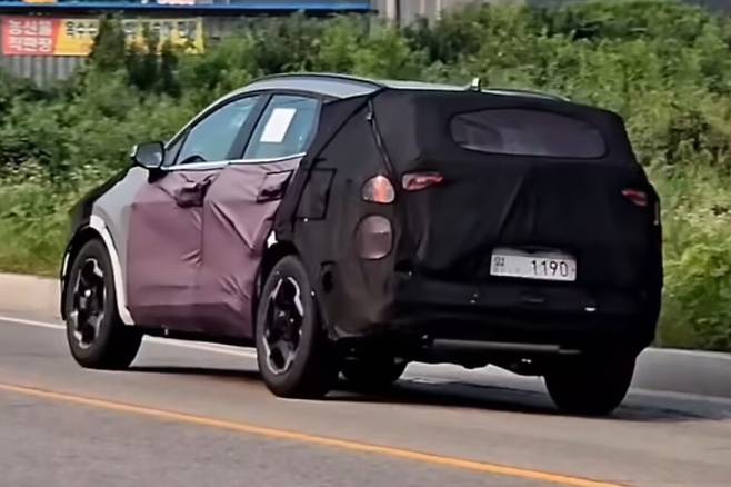 사진 : 기아 스포티지 페이스리프트 테스트카 (출처=Shorts Car)
