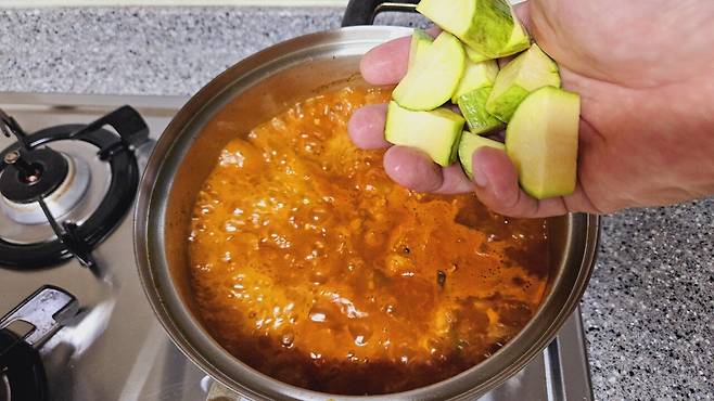 20240825_184838.jpg 소리ㅇ) 아들 야구 훈련 후 저녁 삼치구이와 고추장찌개