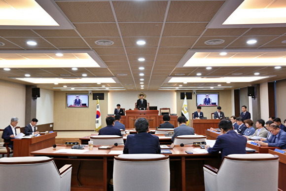 장수군의회 본회의장  [사진=장수군의회 ]