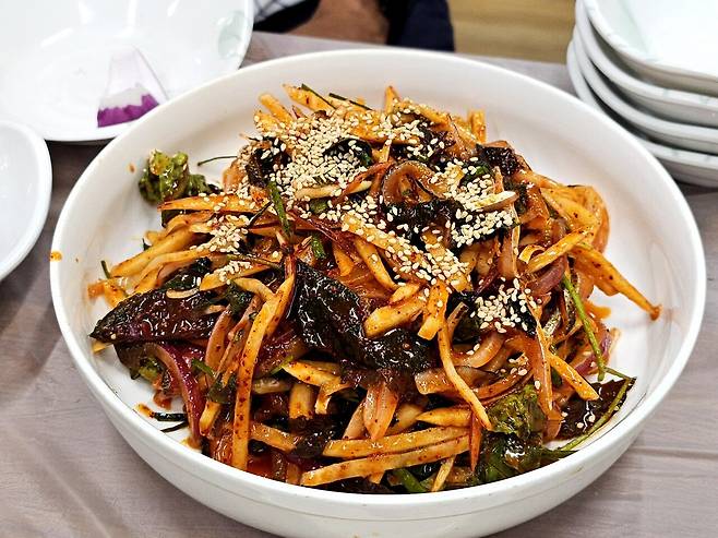 <광양외노자> 어제 가을전어&회무침 먹고 왔습니다 ㄷㄷㄷ.jpg