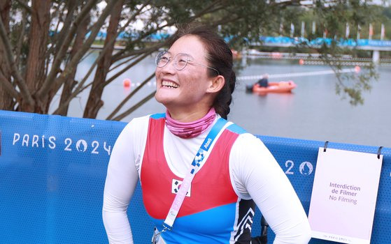 30일(현지시간) 프랑스 베르 쉬르 마른의 스타드 노티크에서 열린 2024 파리 패럴림픽 조정에 출전한 김세정. 사진 대한장애인체육회