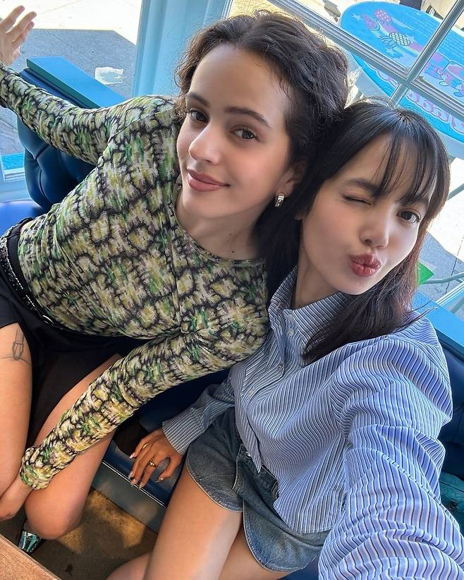 로살리아, 리사 (사진=리사 소셜미디어)