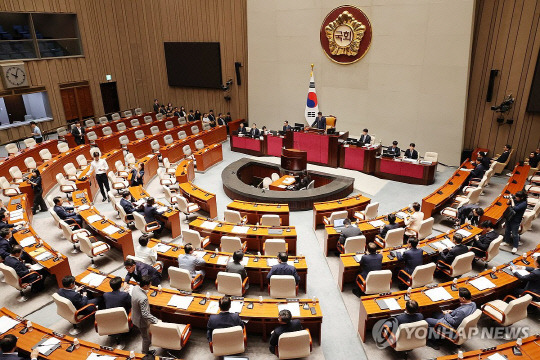 28일 오전 서울 여의도 국회에서 22대 국회 첫 예산결산특별위원회 전체회의가 열리고 있다.<연합뉴스>