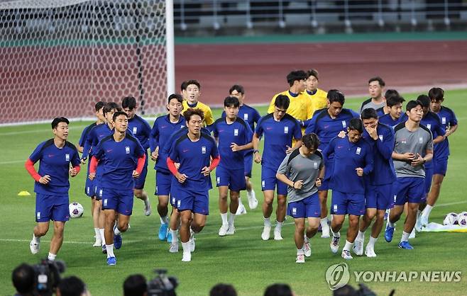 '홍명보호' 출격 (서울=연합뉴스) 임화영 기자 = '홍명보호' 축구 대표팀 선수들이 3일 경기 고양시 고양종합운동장에서 2026 북중미 월드컵 아시아지역 3차 예선을 앞두고 훈련하고 있다. 2024.9.3 hwayoung7@yna.co.kr