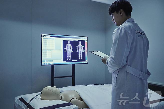 시몬스 수면R&D 센터 내부의 시험기 (시몬스 제공)