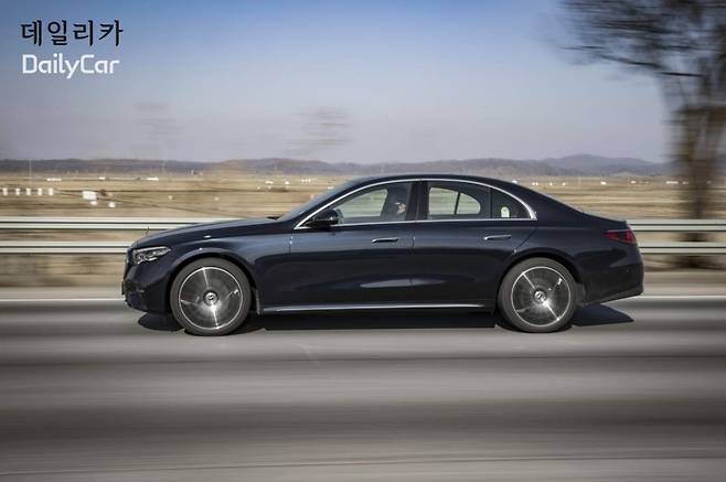 벤츠, E 300 4MATIC 익스클루시브