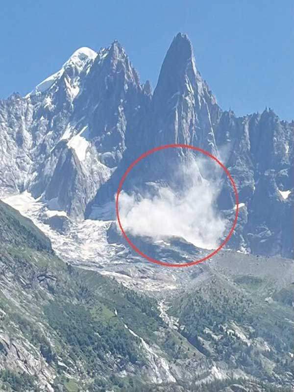 드류 서벽에서 발생한 낙석 전경. 사진 마크 시턴.