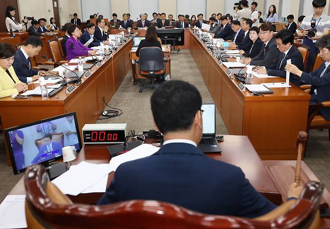 9월5일 국회에서 행정안전위원회 전체회의가 열리고 있다. ⓒ연합뉴스