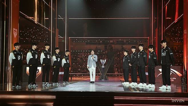 ▲ 과연 어느팀이 여름 왕좌를 차지하게 될까요