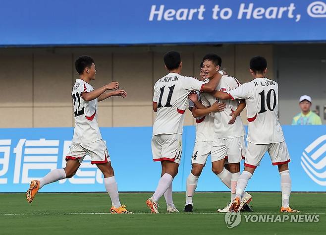 2022 항저우 아시안게임 당시 북한 축구대표팀 [연합뉴스 자료사진. 재판매 및 DB금지]