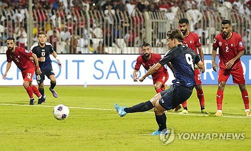 모리야스 하지메 감독이 이끄는 일본 축구 대표팀이 11일(한국시간) 바레인 리파의 바레인 국립경기장에서 열린 바레인과의 2026 국제축구연맹(FIFA) 북중미 월드컵(캐나다-미국-멕시코 공동 개최) 아시아 지역 C조 2차전에서 5-0 대승을 거두며 2연승을 달렸다.&nbsp;연합뉴스