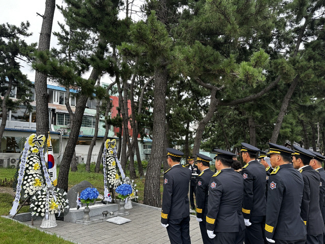 ▲ 13일 진행된 제7주기 강릉 석란정 화재 순직 소방공무원 추모식.(강릉소방서 제공)