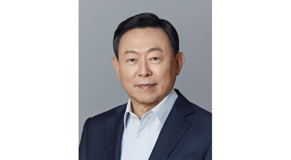 Chairman Shin Dong-bin