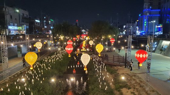 도림천 별빛 산책 축제 현장. [중앙포토]