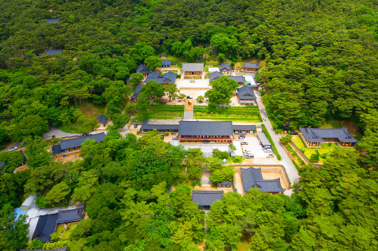 예산 수덕사 전경. 충남도 제공.