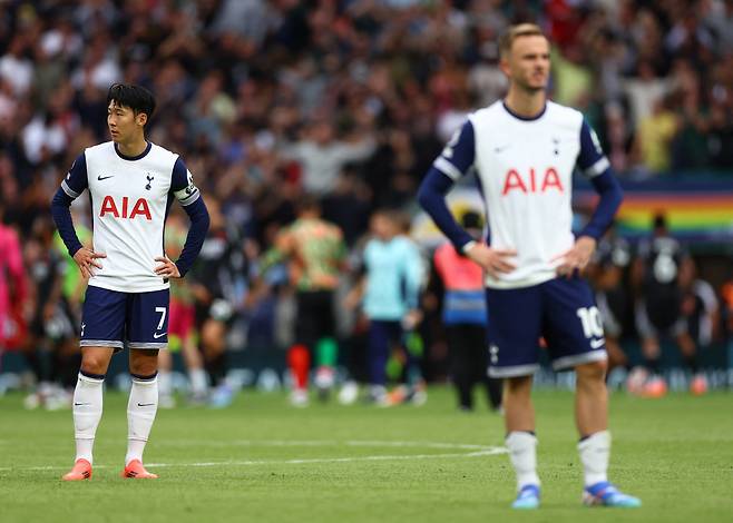 Soccer Football - Premier League - Tottenham Hotspur v Arsenal - Tottenham Hotspur Stadium, London, Britain - September 15, 2024 Tottenham Hotspur's Son Heung-min







<저작권자(c) 연합뉴스, 무단 전재-재배포, AI 학습 및 활용 금지>