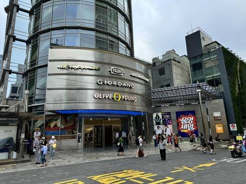 밀리오레 명동 쇼핑몰에 새로 입점한 브랜드 [세빌스코리아 제공. 재판매 및 DB 금지]