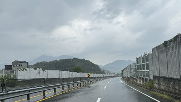 경상남도 산청군 소재 국도 3호선 산청읍 구간 불투명방음벽 전경. [사진=경상남도 산청군]