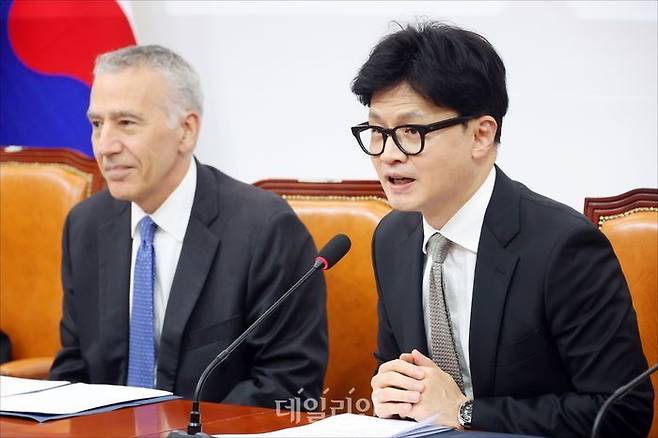 한동훈 국민의힘 대표가 20일 오후 국회에서 열린 필립 골드버그 주한미국대사와의 접견에서 인사말을 하고 있다. ⓒ데일리안 홍금표 기자