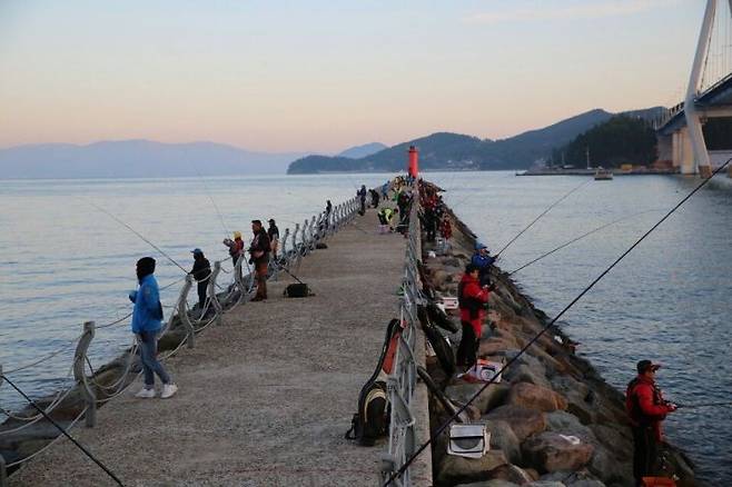 ‘제6회 고흥군수배 녹동항 전국바다낚시대회’가 오는 29일 녹동항 등 3곳에서 열린다.［사진제공=고흥군］