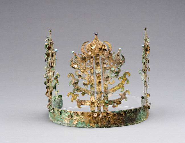 나주 지역 고대 마한 문화를 대표하는 출토 유물 ‘나주 신촌리 금동관’.  국가유산포털 제공