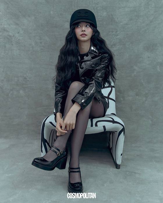 트와이스 쯔위. 사진='코스모폴리탄'