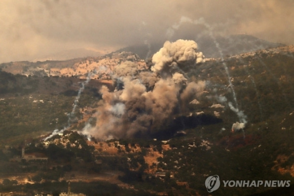 레바논 남부에서 이뤄지고 있는 이스라엘의 선제타격 공습 AFP 연합뉴스