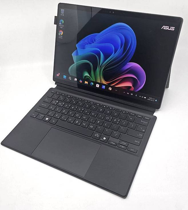 에이수스 프로아트 PZ13(ASUS ProArt PZ13, HT5306QA) / 출처=IT동아