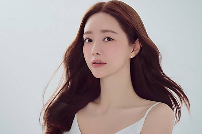 [사진 제공 = 타조엔터테인먼트]