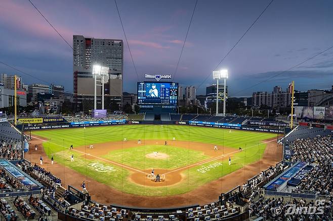 NC는 25일 창원 NC파크에서 열린 '2024 신한 SOL Bank KBO 리그' SSG와 팀 간 15차전 맞대결에서 2-8로 패했다. 이날 패배로 팀은 연패 기록이 '3'으로 늘어났다. NC 다이노스