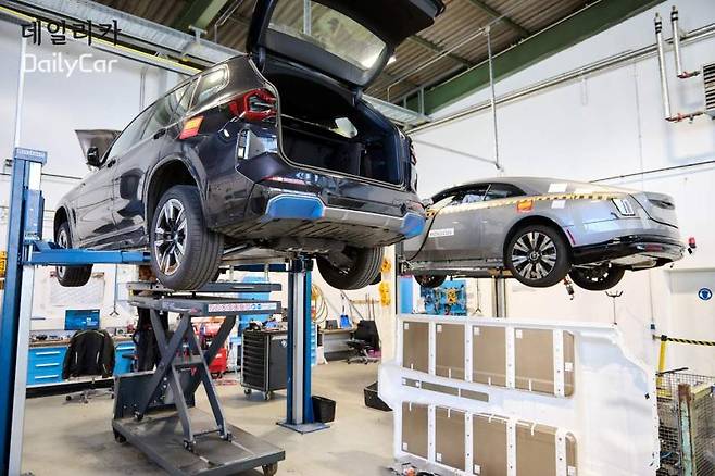 [르포] 연간 1만대 해체·분해하고 재활용하는 BMW RDC...순환경제란 이런 것! | 데일리카