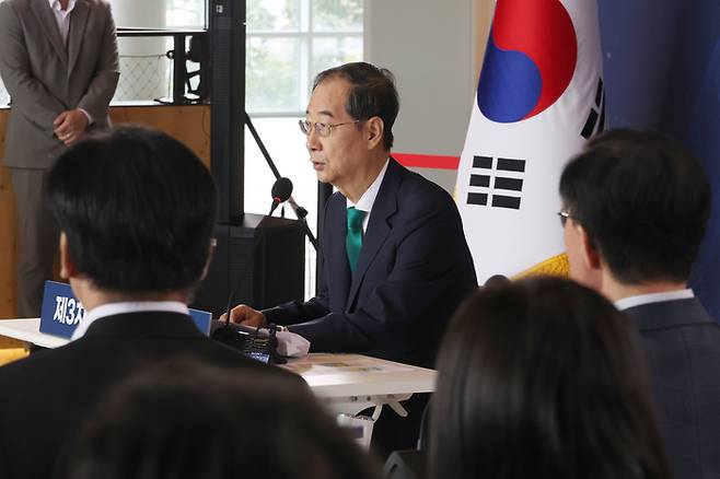 한덕수 국무총리가 27일 서울 관악구 서울대학교에서 열린 제3차 인재양성전략회의에서 발언하고 있다. [사진 = 연합뉴스]