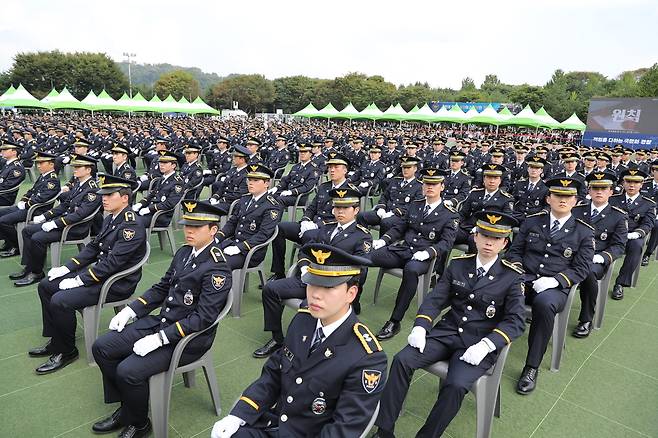 27일 충북 충주 중앙경찰학교에서 열린 신임경찰 제314기 졸업식 [경찰청 제공. 재판매 및 DB 금지]