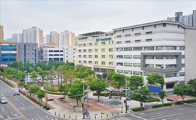 한국산업기술시험원 진주본원.  KTL 제공