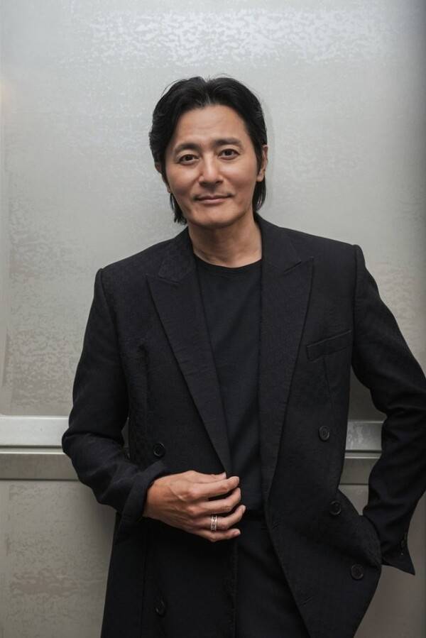 장동건 / 사진=(주)하이브미디어코프, (주)마인드마크